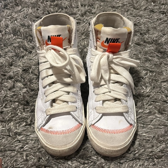 Nike Oversized Logo Blazers 8.5 Women’s - Picture 2 of 8